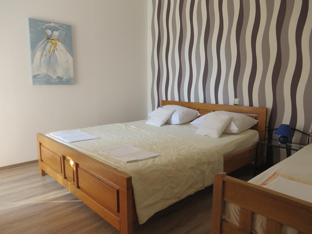 Banic Apartments With Pool Biograd na Moru Szoba fotó