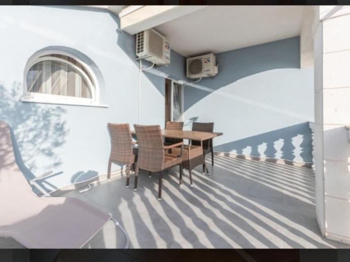 Banic Apartments With Pool Biograd na Moru Szoba fotó