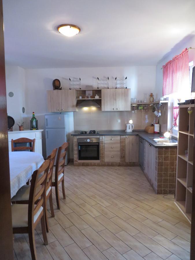 Banic Apartments With Pool Biograd na Moru Szoba fotó